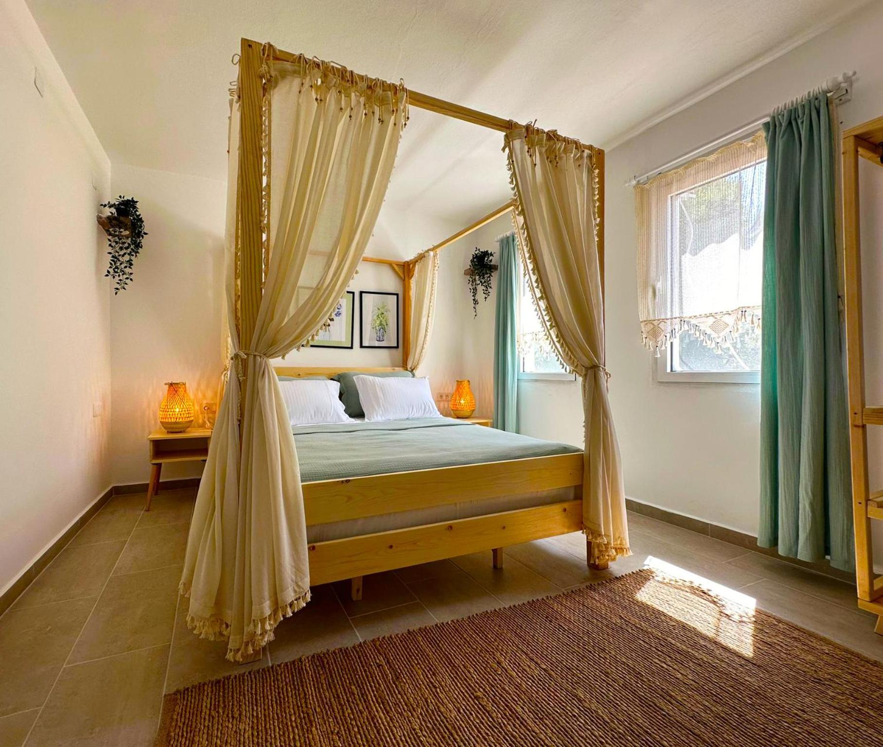 Monk Island Hotel Izmir Exterior photo